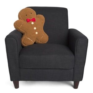 NWT Gingerbread man throw pillow Cupcakes and Cashmere
